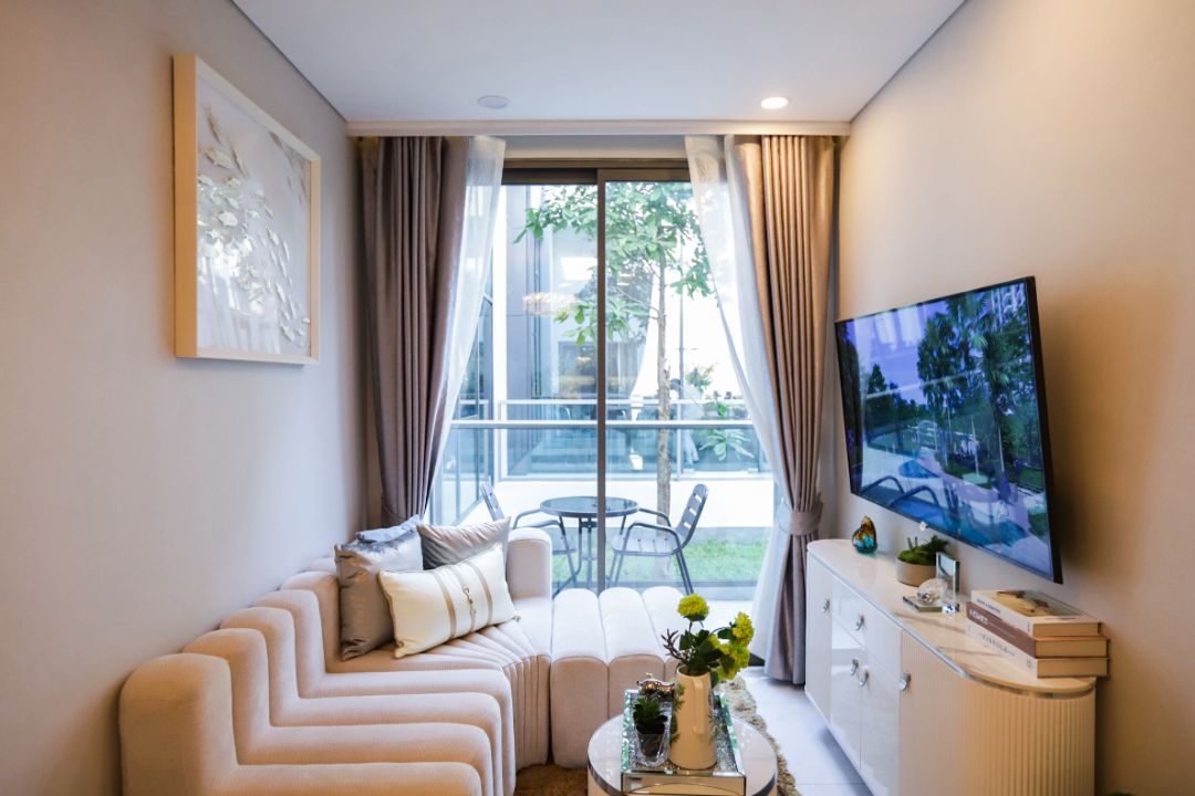 COPACABANA CORAL REEF interior photograph 3