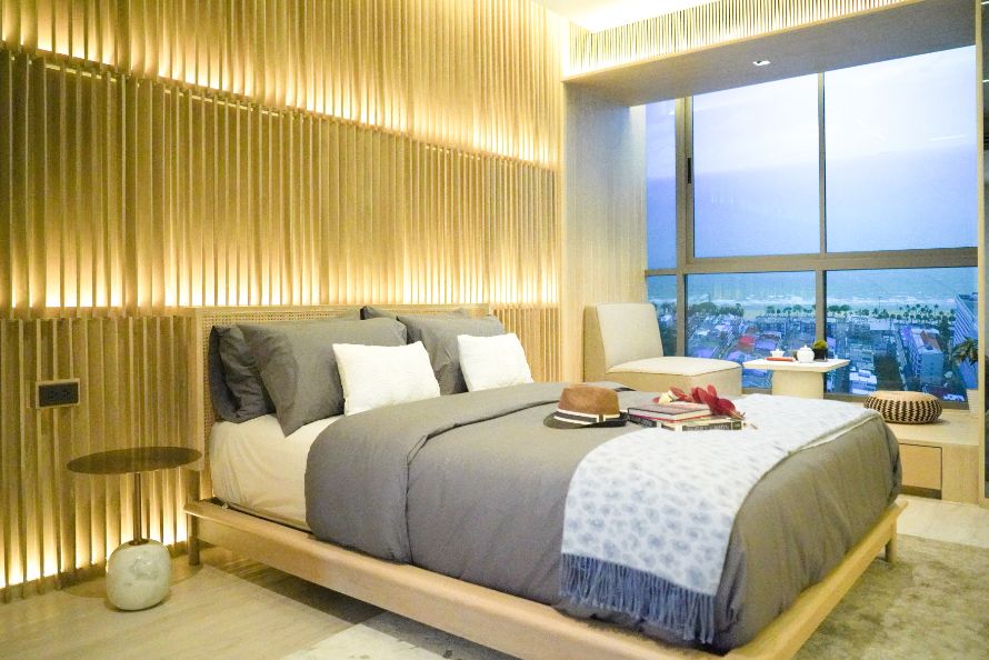 SKYPARK LUCEAN interior photograph 2