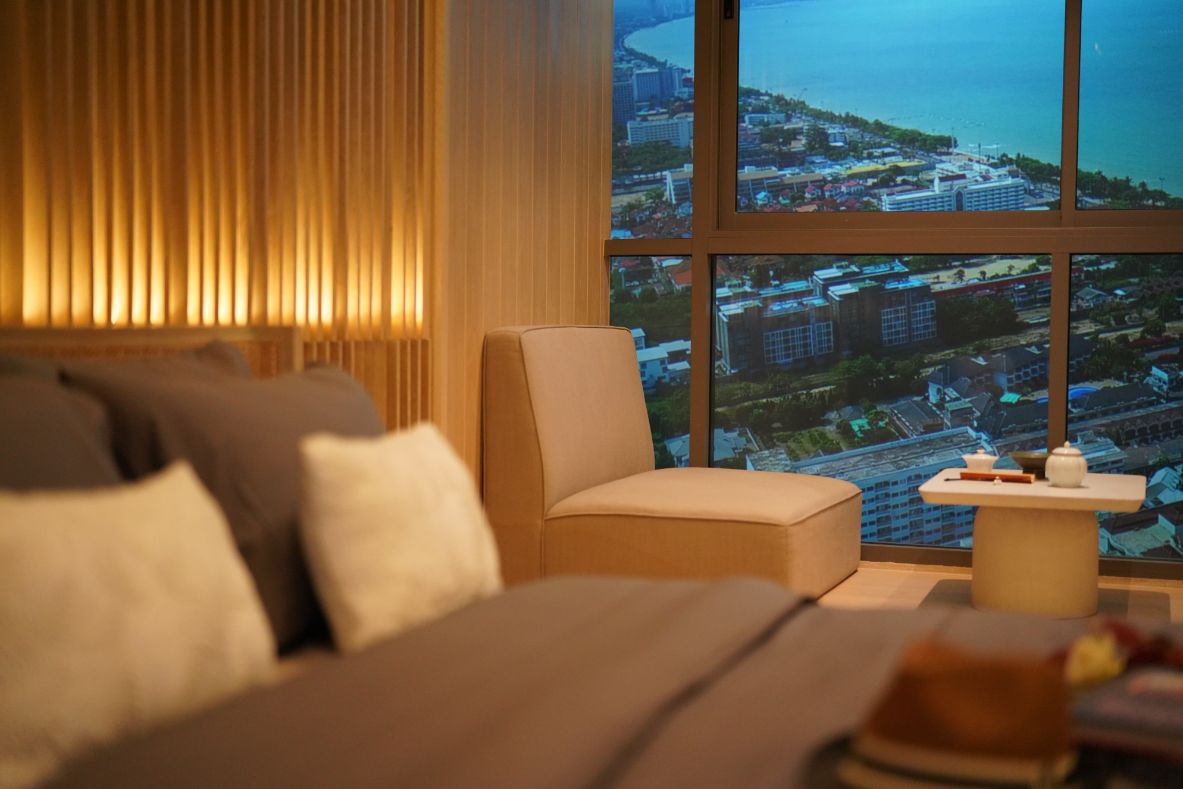 SKYPARK LUCEAN interior photograph 5